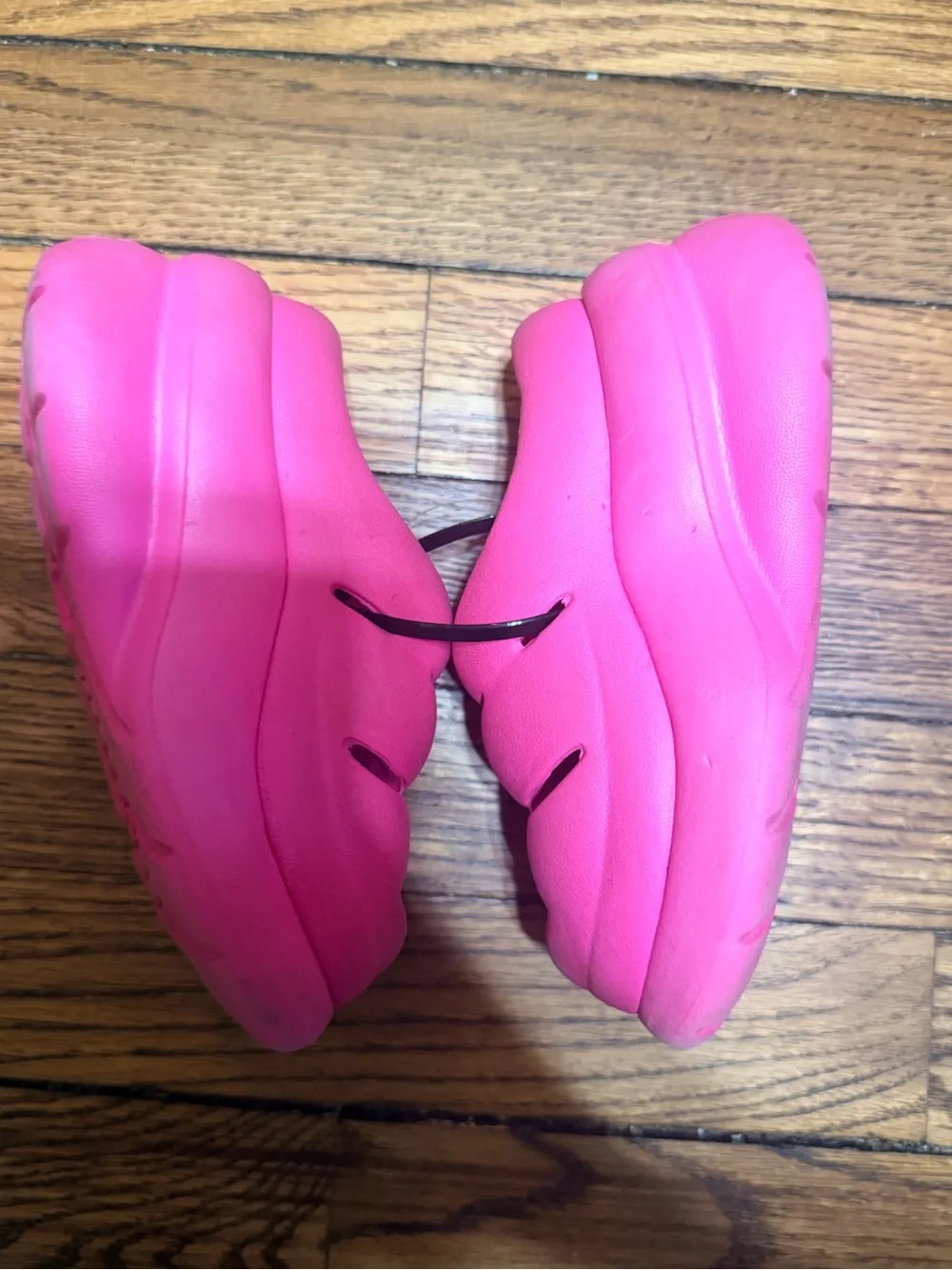 UGG Sport Yeah Clogs Kids Size 1 Taffy Pink Good EVA Platform Slip On Shoes